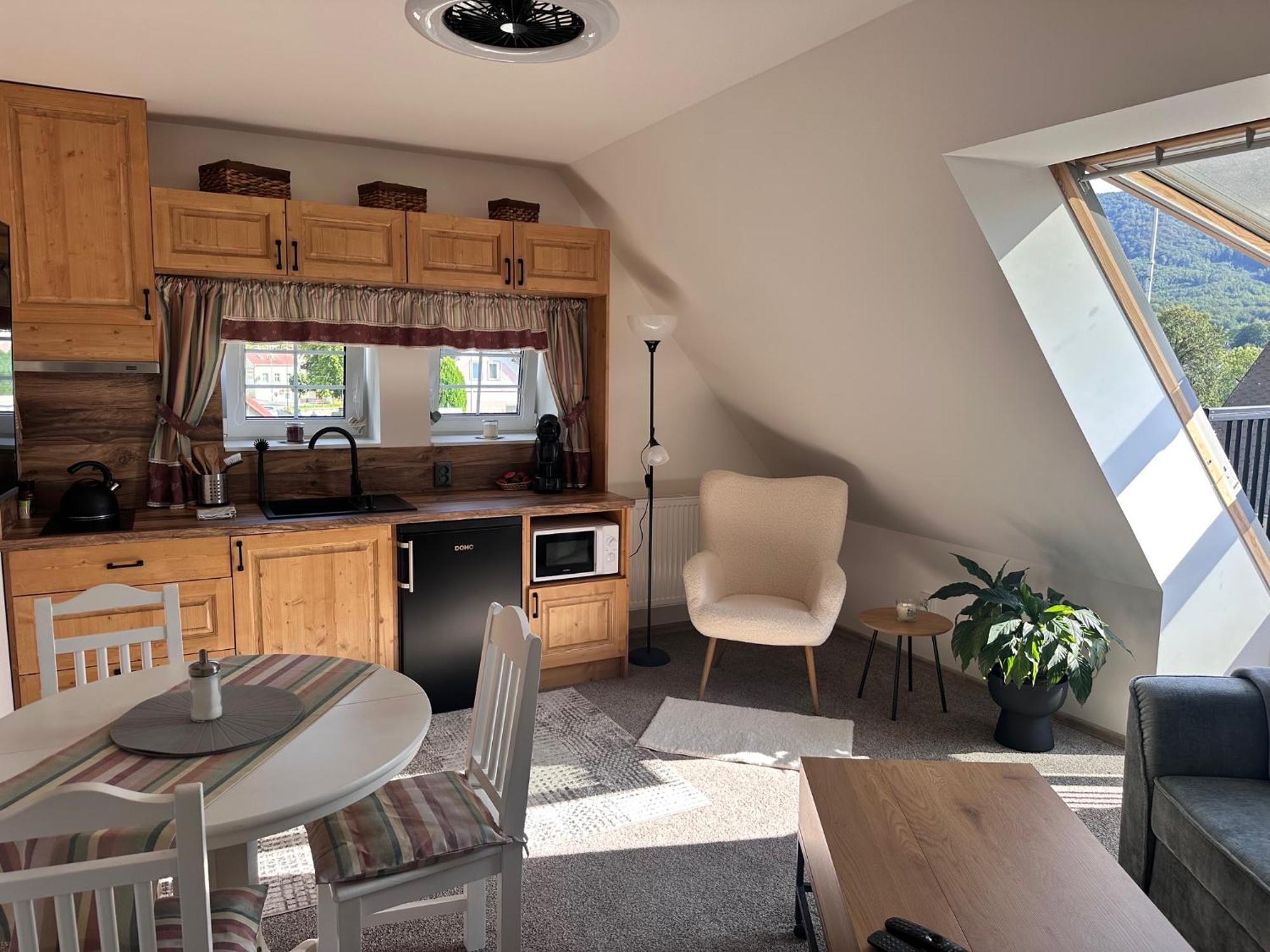 Apartmany Hanicka Hejnice Bagian luar foto